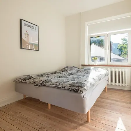 Spacious 2-bed In * Aalborg